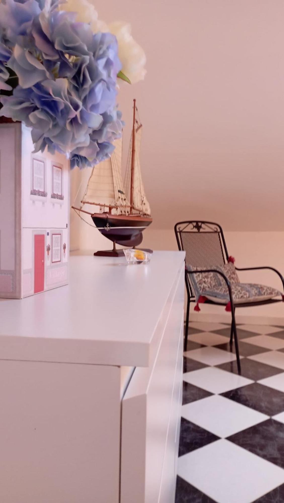 Zawaiaroom Lagos Ngoại thất bức ảnh